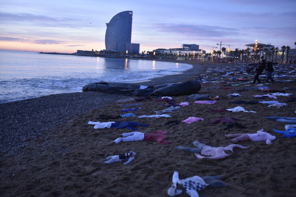 NOBODY SHOULD DIE Open Arms Barcelona Engine